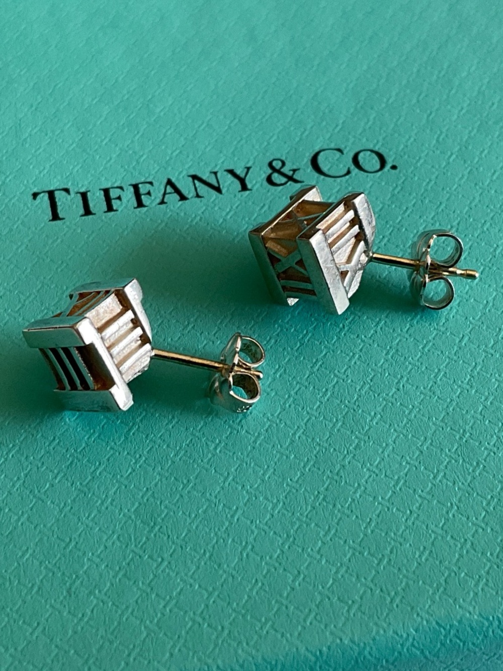 Tiffany & Co. Sterling Silver Roman Numeral IX Stud Earrings on Tiffany Blue - Picture 2 of 8